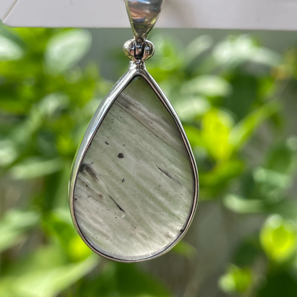 RARE Genuine and High Quality Agni Manitite pendant in Sterling Silver